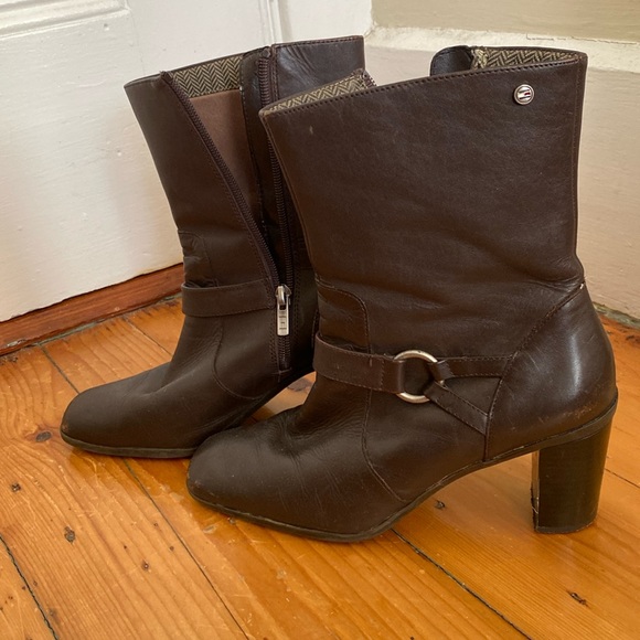 Tommy Hilfiger Shoes - Women’s Vintage Tommy Hilfiger Brown Heeled Boots Size 7.5